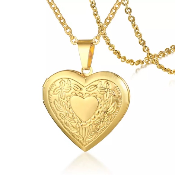 Heart Locket Necklace NEW - Picture 1 of 3